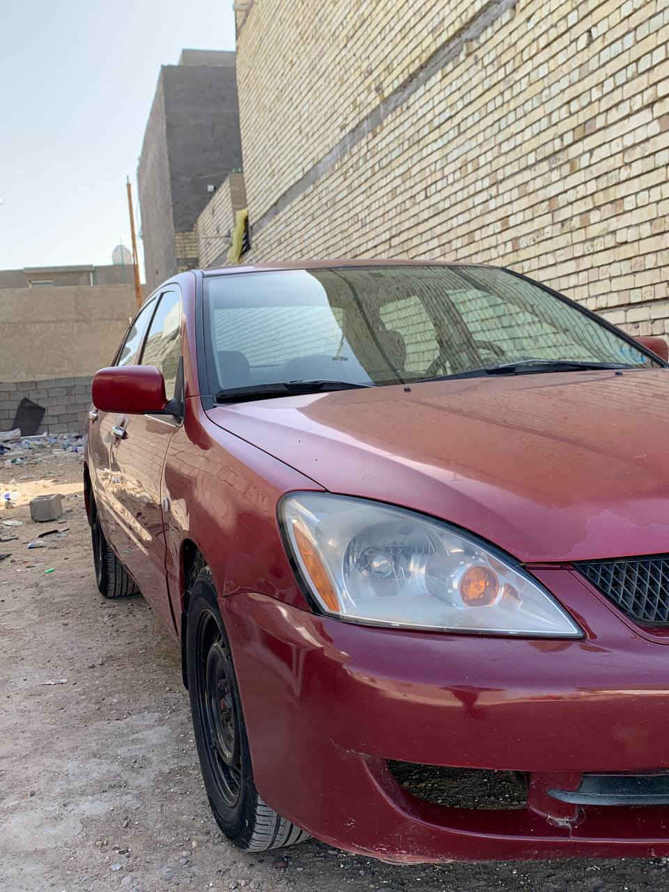 السلام عليكم لانسر موديل 2010 سياره كامله عليها ادامه كامله سياره مكفولة من الصبغ فقط الهلالات الخلفيه معمره رقم كربلاء مشروع وطني بإسمي تحويل مباشر هزه وسنويه جدد السعر 73 ورقه مكان بغداد الدوره ابودشير ***********
