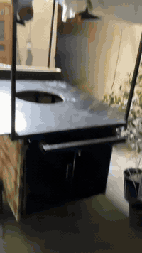 السلام عليكم اخوان عربانه مال لبلبي السعر 375بيه مجال عربانه كامله مكمله ويه العين مال الغاز كامله ونضيفه تجي وتحكم بيه مجال للطيبين الموقع بلد الاستفسار اكثر الاتصال ***********
