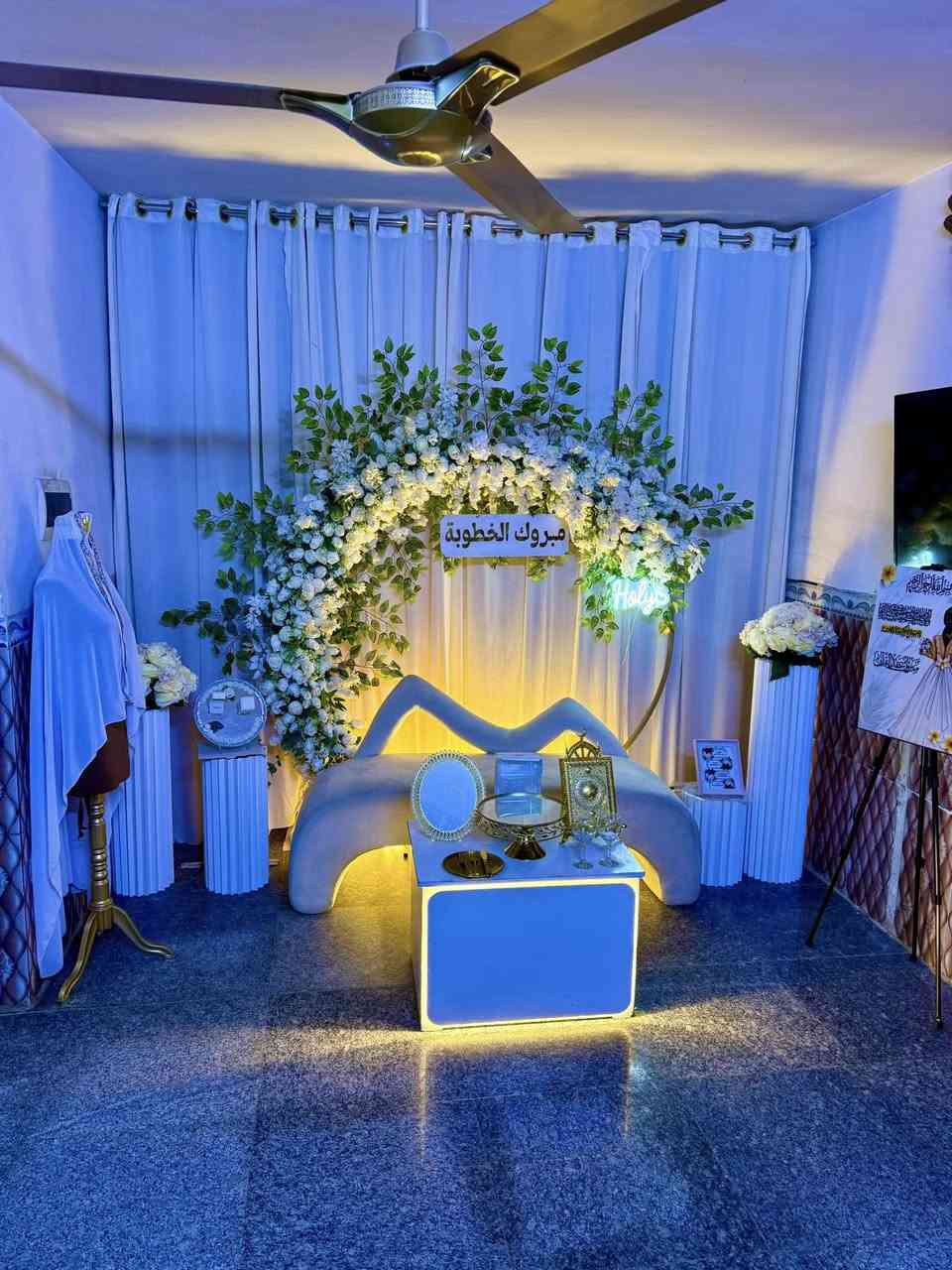 كوشات ومسكات وبوكيهات تجنن✨💐 🌼🔥
كل انواع والوان الورد متوفرة  💕 للطلب مراسلة الصفحة : او الاتصال على الارقام التالية *********** / ***********
