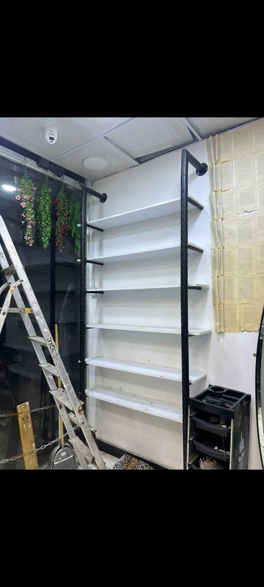 رفوف للبيع مكان بصره شط العرب الجزيره 
***********
