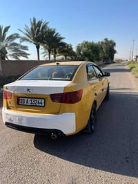 فورتي موديل 2010 جاهزه للأخير كير مكينه تبريد  مكينه 2000 دوش  السياره...