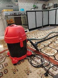 مكنسة كهربائية • جديد • فيه مجال