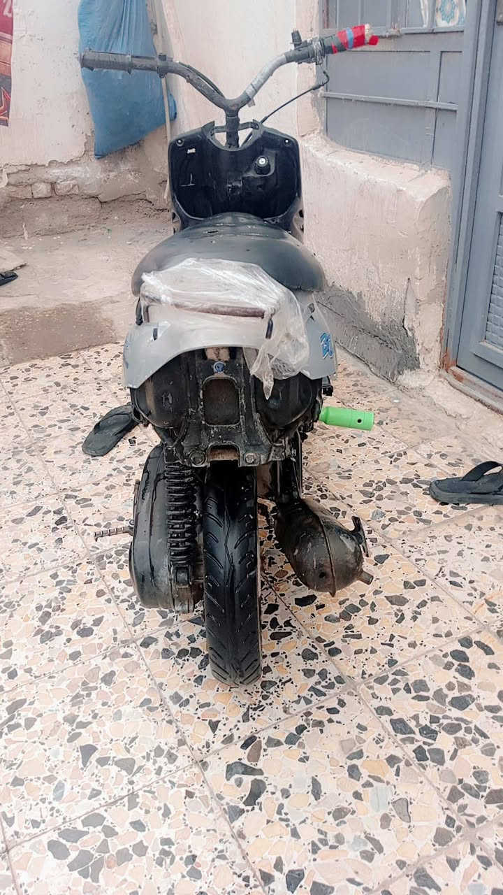 سلام عليكم درجة بيجي كالمله درجة مكينه نعمه مكان ناصريه سعر 130 بيه مجال رقم دلفون ***********
