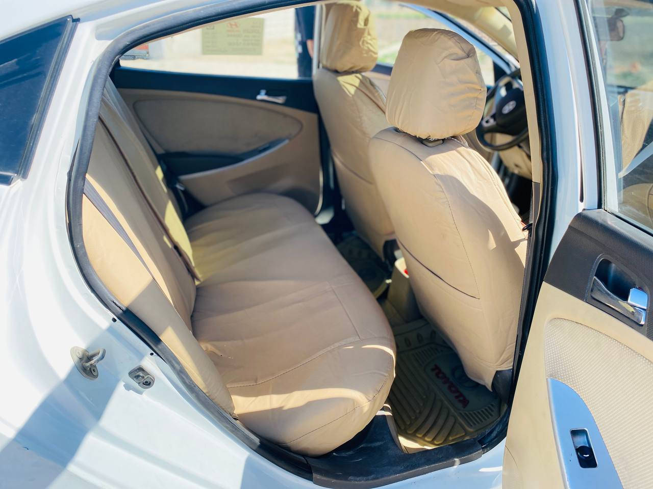 سلام عليكم اكسنت للبيع
((مديل ))                   /2014/ ( خليجي )

(((مواصفات))))). |تحكمات ستيرن+شاشة+كامرة خلفية +فتحة سقف+كشافات امامية +اشاير بل مري

تدفئة تبريد كله شغال ||||

(( مكينة ))                 //1600//  دوش 

((رقم بابل إنكليزي وسنوية وهزة كلة جديد كير ومكينة كفالة 

السيارة بسمي تحويل ثاني يوم ))

((ماشية ))                     (91).   حقيقي  

 تبديل بنيد بلادي  +بارد مثل ماموضح بل فيديو 

((( بدون دواخل )))

مكان السيارة بابل الحلة بل مركز 

((رقم الهاتف ))( *********** )

السعر ( 107 ) وبيها مجال قليل
