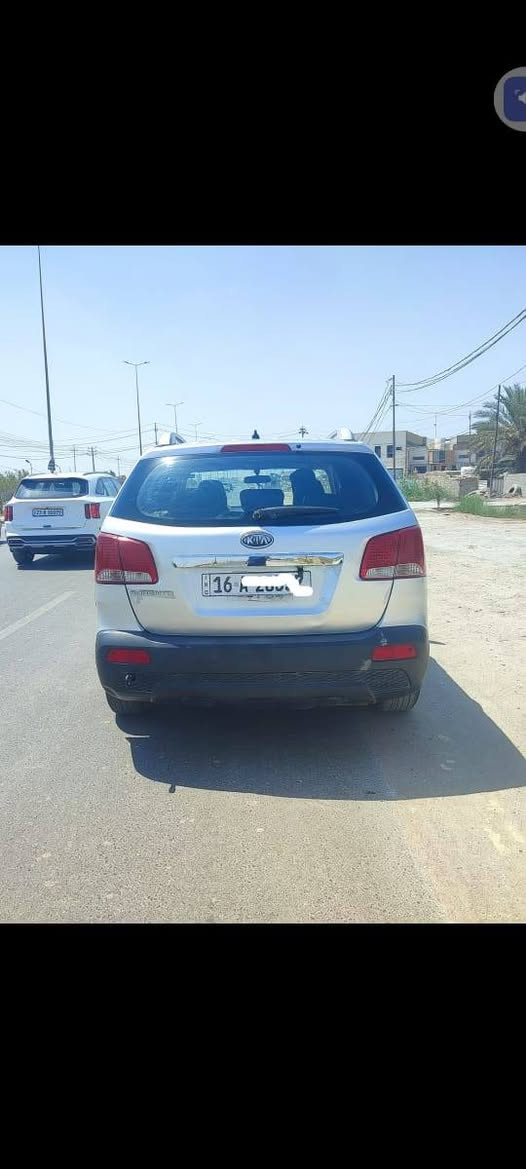 السلام عليكم
كيا سورنتو للبيع موديل ٢٠١١ خليجي  رقم قادسية بأسمي تحويل ثاني يوم سنوية  ٢٠٣٠ 
٥ راكب 
محرك ٤ سلندر ٢٤٠٠  دوش 
بيها صبغ ٣ قطع بنيد وجاملغ امامي يسار وجاملغ خلفي يمين  مع رشات بالتكم 
 
السعر ١١٣ للإستفسار  ***********
