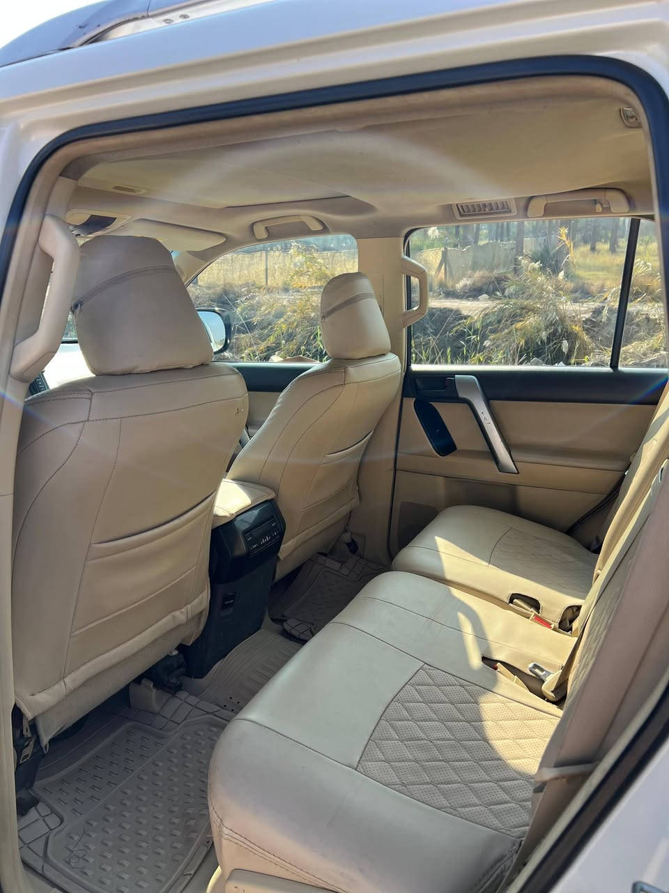 سلام عليكم برادو موديل 15السونار مرفق بالصور 6سلندر فول السياره دبل خزان كويتي السعر 3شدات وبيه مجال للشراي المكان كربلاء ***********
