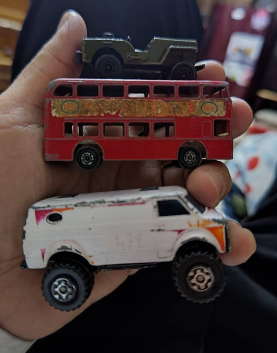 العدد 46 قطعة
سعر القطعه الف 
قطع أغلبهن ماجوريت وماجوبكس 
مكاني كربلاء توصيل ماعندي


**إذا كنت صاحب هذا الإعلان وتريد حذفه لأي سبب، رجاءا أرسل رسالة إلى الدعم الفني**