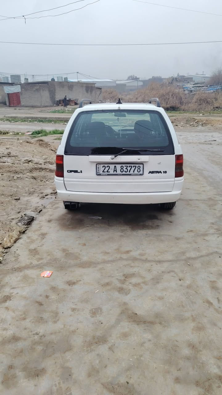 استرا صالون رقم أربيل لون ابيض موديل 94 حجم 18 ضررها باب الصندوق مبدل سعرها 45
***********
