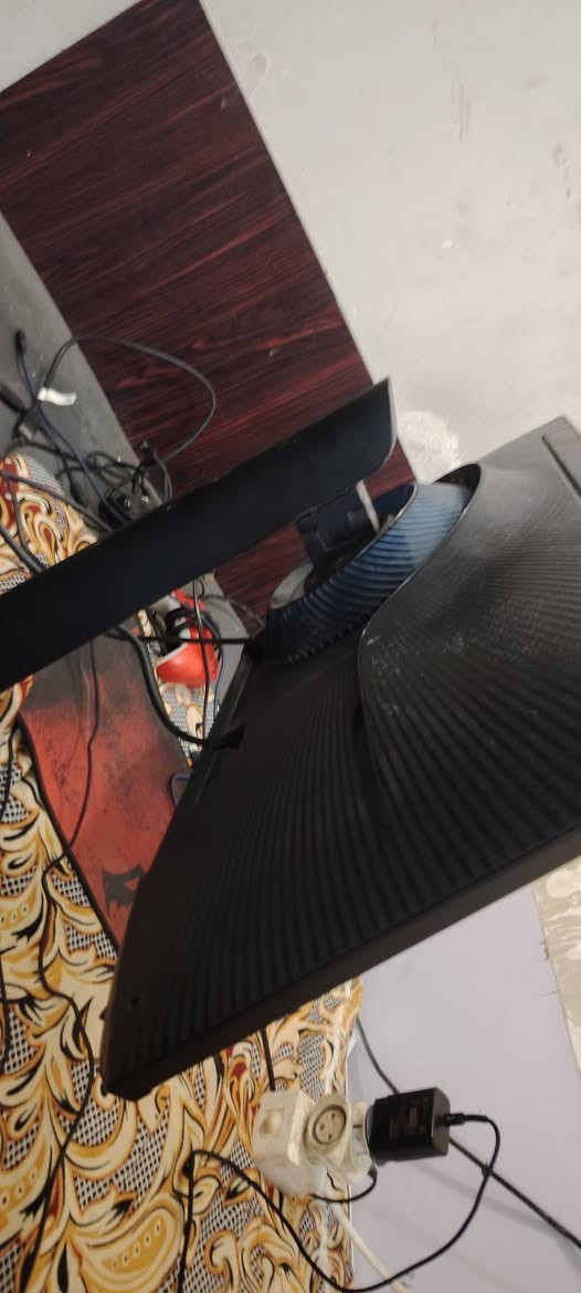للبيع شاشه PC
1080P
165 هرتز
حجمها 24
مكاني نجف توصيل ماعندي الشراي يجي خاص


**إذا كنت صاحب هذا الإعلان وتريد حذفه لأي سبب، رجاءا أرسل رسالة إلى الدعم الفني**