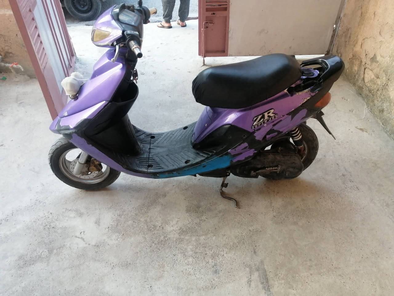 ماطور دولفين شرط مكينه فقط قبغ هندر مفتوح مامفتوحه الشاصي شرط كهربائيات شغاله سلف يحتاج باتري درع اصلي شرط تحريكه ومعدل نار سعر 225 وبي مجال شي قليل مكاني موصل جانب الايمن ***********
