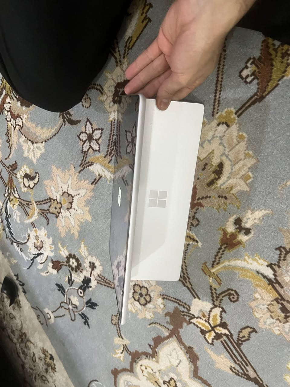 السعر ٣٢٥ الف قفل بيع فقط بدون مراوس 

Surface Pro X 
13.3 2k لمس شاشة مبدل 
SQ2
Ram 8
Hard 128 قابل للزياده 

السعر ٣٢٥ قفل التوصيل مجاني مع شاحنه  فقط 
بدون كيبورد و قلم


**إذا كنت صاحب هذا الإعلان وتريد حذفه لأي سبب، رجاءا أرسل رسالة إلى الدعم الفني**