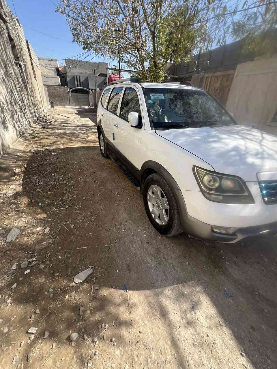 موهافي 12 خليجي 6 سلندر 3800 فول مواصفات رقم مميز بأسمي  گير ومكينه مكفولات تبريد 3 قطع منفصل حساس خلفي صندوك شفط ومري شفط . ثلاجه  وفتحه سقف ماشيه 168 حقيقي جرس يدك ع ال 120 وكشنات كهرباء وتدفئة وتبريد والسونار مرفق بيها بتاريخ اليوم حتى ما اتعبك واتعبني مكانها بغداد سعرها (145) بيها مجال بسيط ***********
