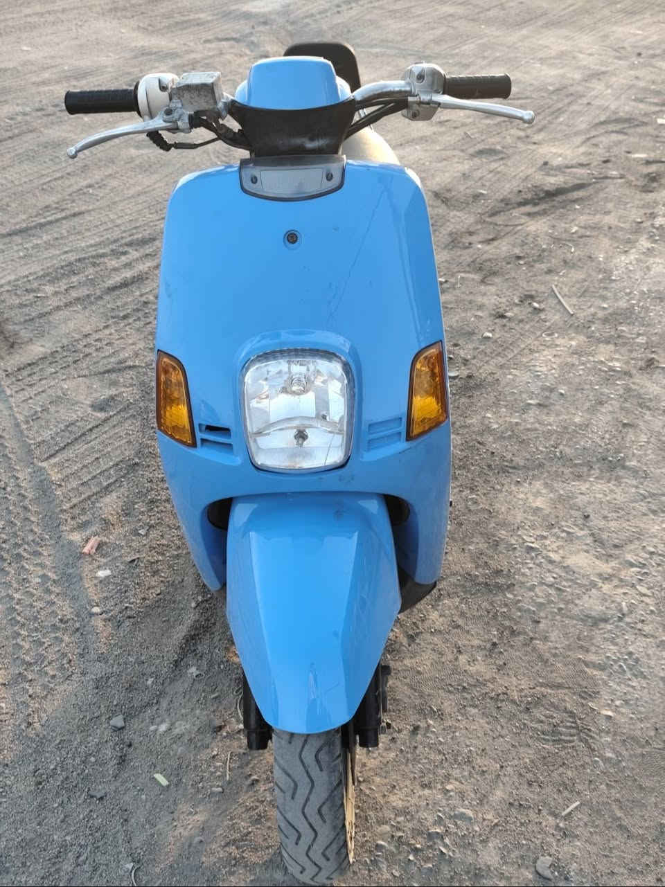 ماكس بوليسي للبيع البصرة السيبة *********** مو شراي لايراسلني سعر 900بيه مجال
