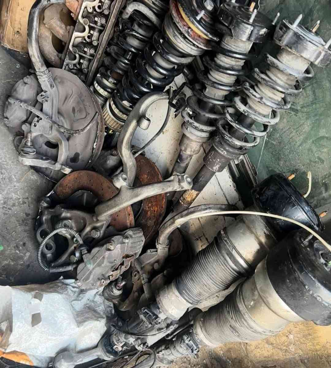 توصيل مجاني لكل العراق 🎙️
بغداد حي اور تقاطع الفلسطيني 
ادوات كافه الفئات اتصل وادلل 
*********** هـ. 
دب. جامبو. شبح. ام عيون. 211. 221. 219. 220
