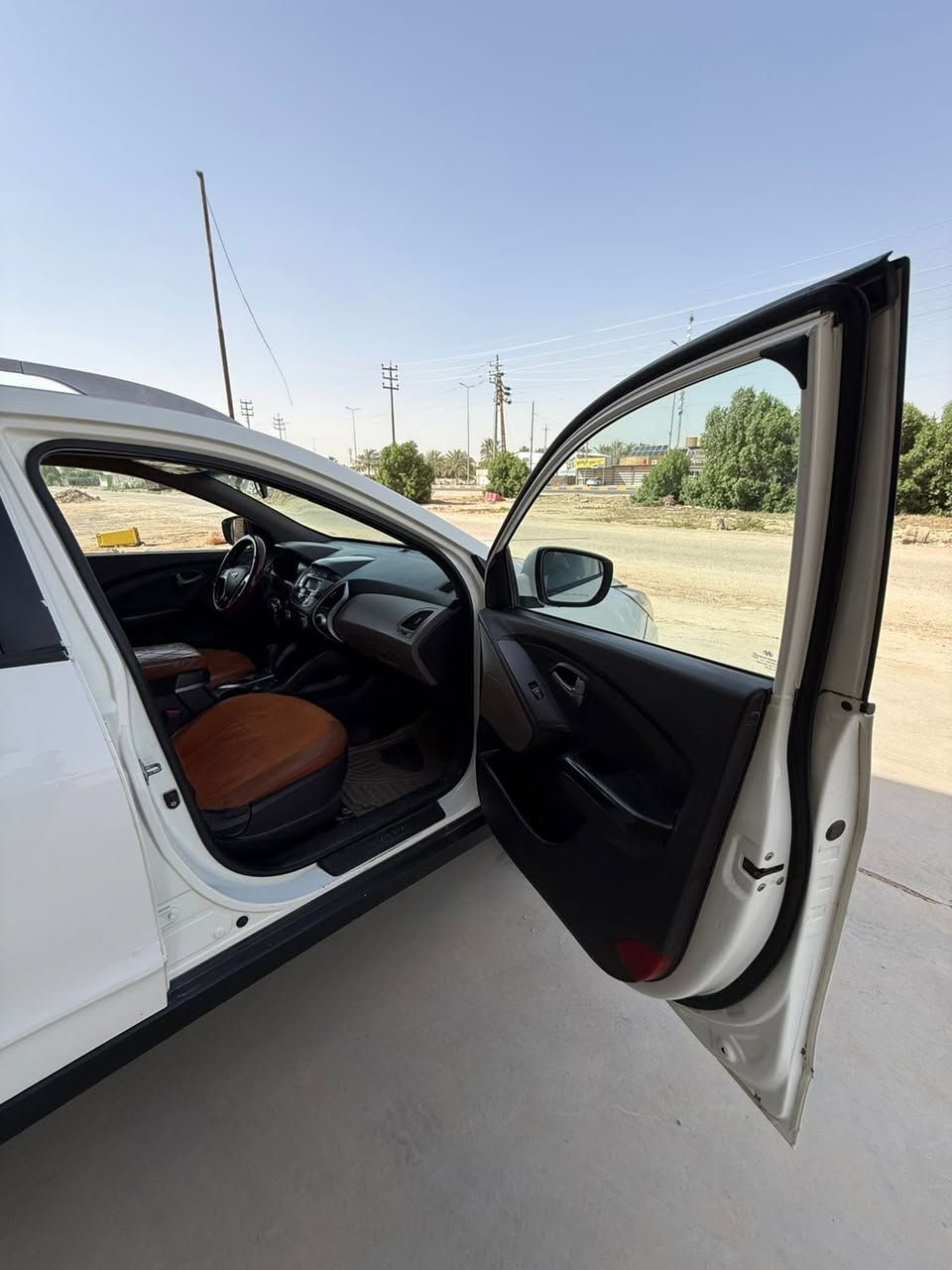 🔥 توكسان للبيع فقط — وارد خليجي 🔥
🚘 موديل 2011
⚙️ مكينة 2000 دوش
📍 الموقع: حلة / شارع 60

✔️ رقم أربيل
✔️ أتكفل وكالة أو مداور
✔️ السيارة جاهزة بالكامل وما تحتاج أي صرف
✔️ مابيها أي نقص وجاهزة للاستخدام

🚧 الملاحظات:
▪️ البنيد مبدل
▪️ باب خلفية جهة الراكب مبدل أصلي

💰 السعر: 120 وبيها مجال

📄 السنوية منتهية 2021

📞 للاستفسار اتصال أو واتساب فقط:
📱 ***********
