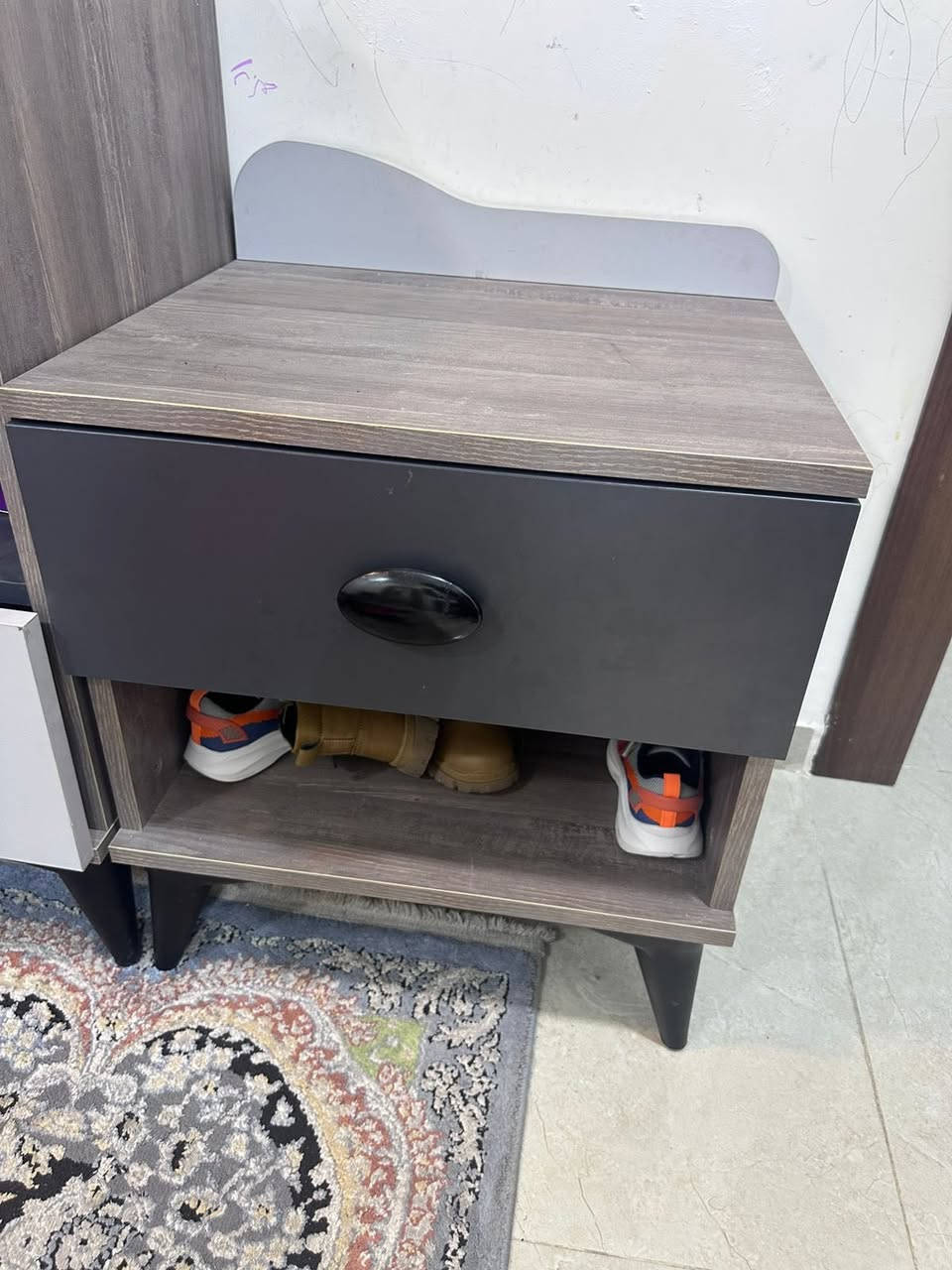 غرفه شبابيه وغرفه بناتيه وتخم للبيع المكان الدوره


**إذا كنت صاحب هذا الإعلان وتريد حذفه لأي سبب، رجاءا أرسل رسالة إلى الدعم الفني**