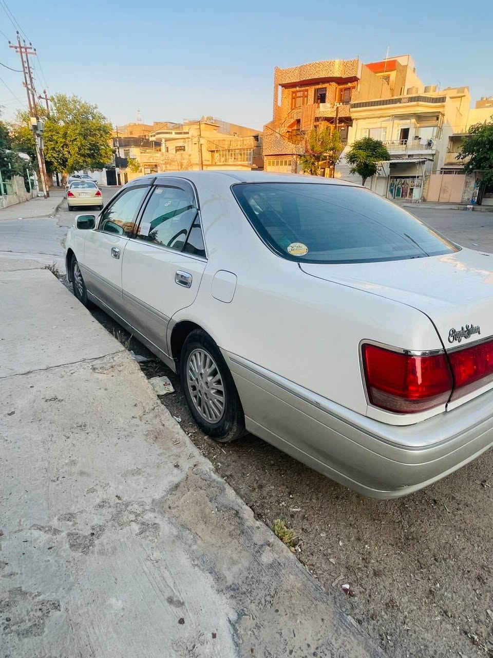 تێۆتاکراون مەلیکە بۆفرۆشتن 
سەیارەکە موسە 
گێڕومەکینەو کارەبای بەشەرت 
مەکینە D4 170
مۆدێل 2003.      سەیارەکە دوو دوگمەیە پەردەیە لایت کریستاڵە ناوزەردە چوار کوشن کارەبایە 
55معامەلەیەکی برایانەی تیایە 
*********** السليمانية, العراق
