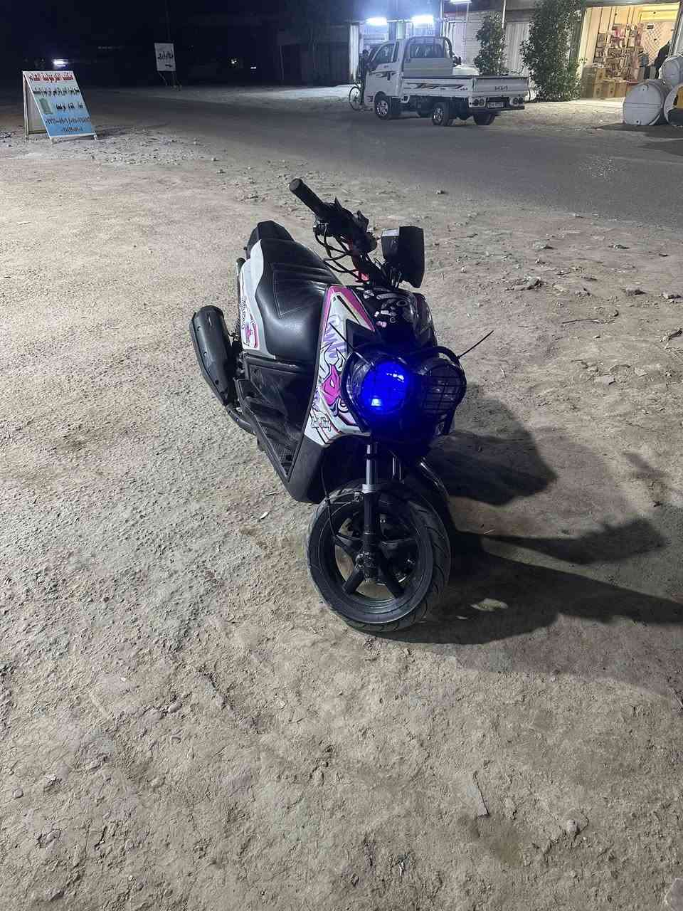 سكنس جبلي ام عيون موديل 2014
محرك بلادي
وتزود خارجي كله مبين 
الدراجه نفس ما موضح بل صور 
سعر 900 وبيه مجال حك الجيه
تواصل ***********
