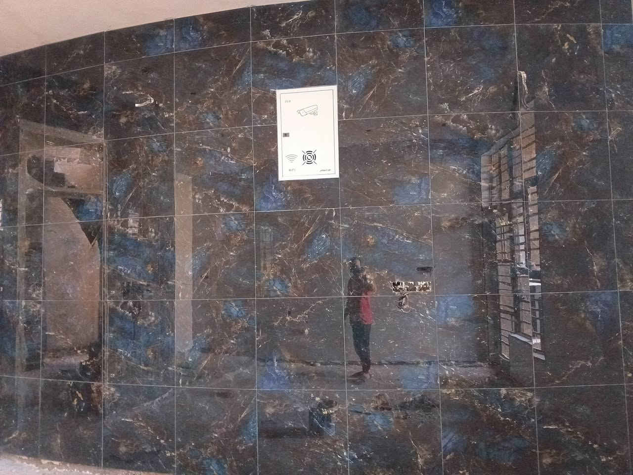 السلام عليكم خلفه سيراميك كاشي بورسلين مرمر كرانيت درجه اولى عل ليزر و الهزاز هاتفي *********** بي واتساب
