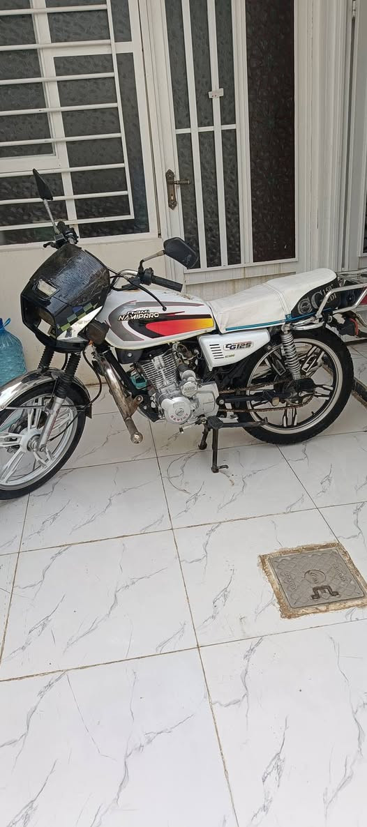 سلام عليكم سيفان للبيع شرط مكينه لاصرف ولانفخ كهربائيات شغاله سلف خمسة كير شلعه نار سعر 350شراي يتصل موصل ايسر حي سومر ***********
***********
