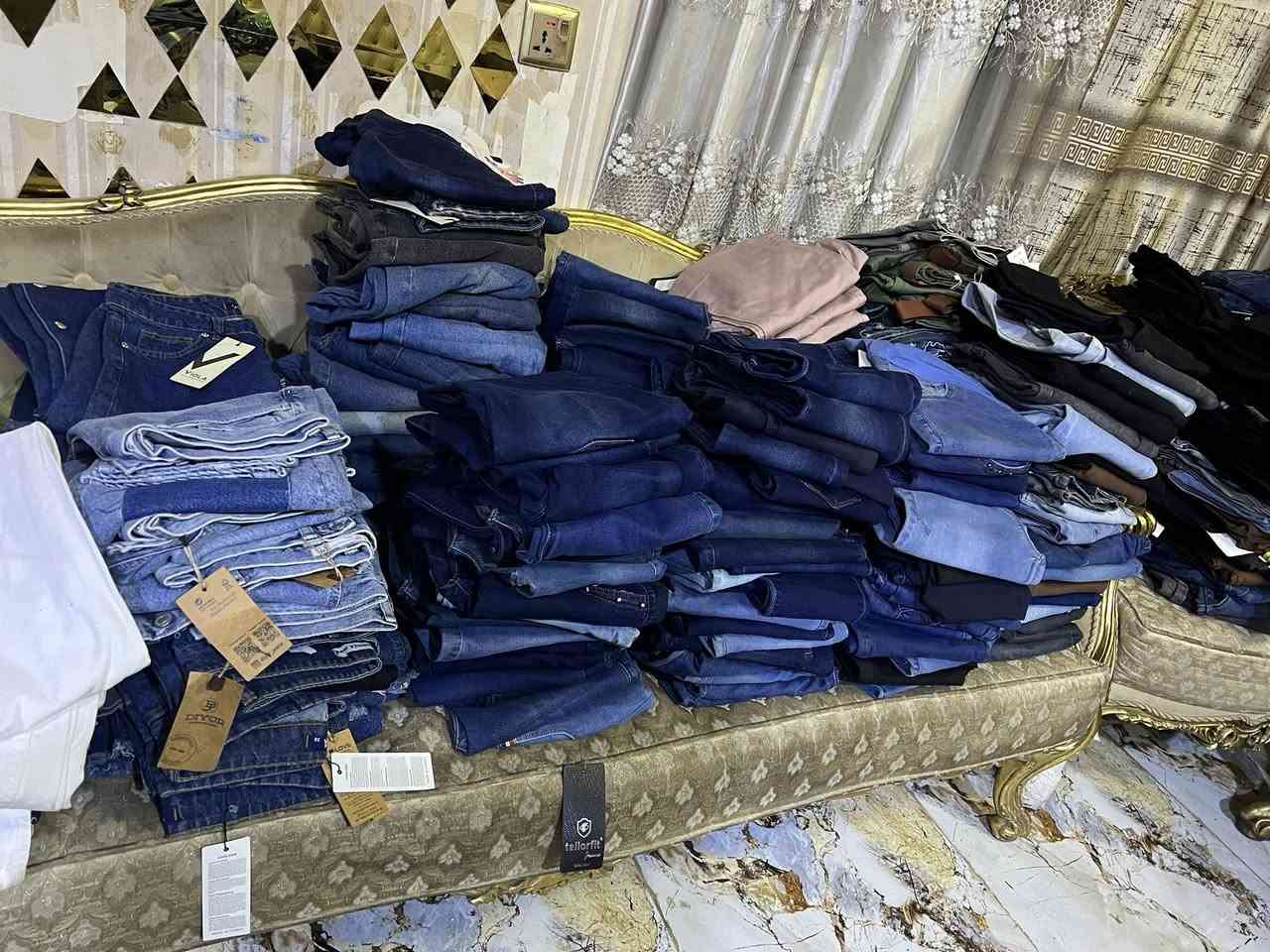 بنطرون جينز وقماش العدد 100قطعه تركي ابيعه شلعه لو استبدله بضاعه


**إذا كنت صاحب هذا الإعلان وتريد حذفه لأي سبب، رجاءا أرسل رسالة إلى الدعم الفني**
