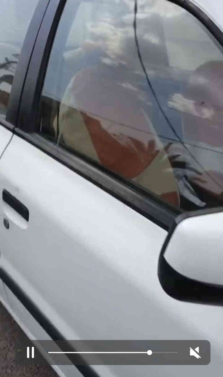 من رخصة الادمن السلام عليكم سمند موديل ٢٠١١ رقم بصرة مشروع وطني نظيفة السعر ٣٥ ورقة و بيها مجال قليل للتواص 
*********** واتساب
