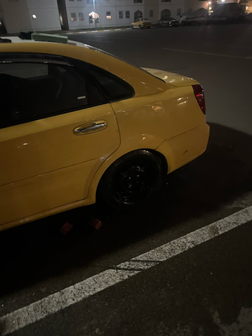 يالله سلام عليكم مراوس او بيع كم سياره دايو لاستي اوبترا شكل الاوبترا كير محرك كفاله محرك اخرس تدفئه تبريد ثلج سياره لا جطل ولا شي مواصفات معروفه فتحه سقف مري كهرباء سياره بدون حادث فقط طخات وصبغ لا لغد لا شاصي عنواني بسمايه رقمي ***********
سعر السياره 65 وبيها مجال بسيطط حيل
