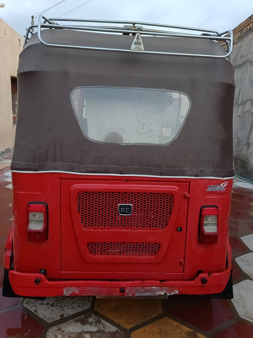 السلام عليكم تكتك 22 شهر 7 كفاله ماعده ضربه ع كد شبر بالصفحه مال بانزين
مرقم ذي قار بسمي مداور ثاني يوم مكاني قضاء النصر 

***********
