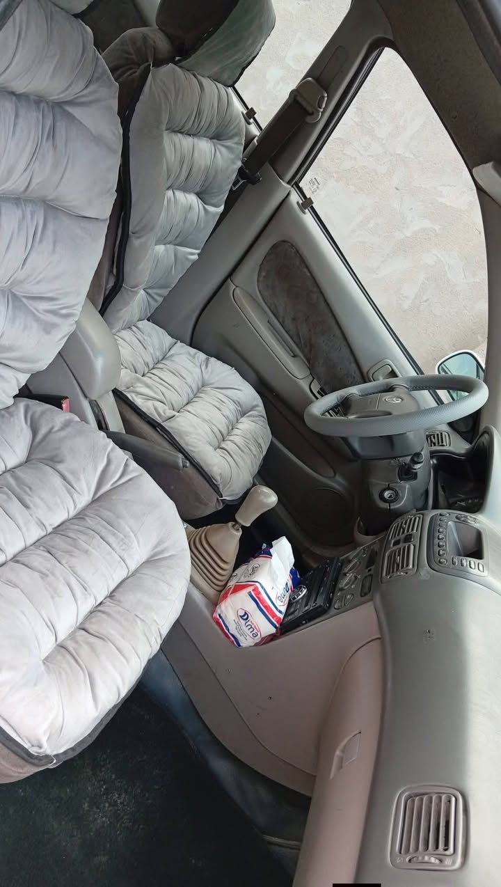 سلام عليكم كورلا 2001.  رقم اربيل باسمي سنويه 2031.  هزه جديده   رقم جديد.  مكينه 1600 جديده    (كير عادي).  سياره حيل حلوه تراي حلو 

قطعتين. صبغ.  فقط بدون ضرر.    يسره بلاد. 🌹

السعر 63 ورقه.   مكاني بغداد الرصافه ليعجبه سعرها. وتعجبه سياره يتصل.   ***********

ول ماتعجبه فدوا اله السياره. تحياتي للجميع.
