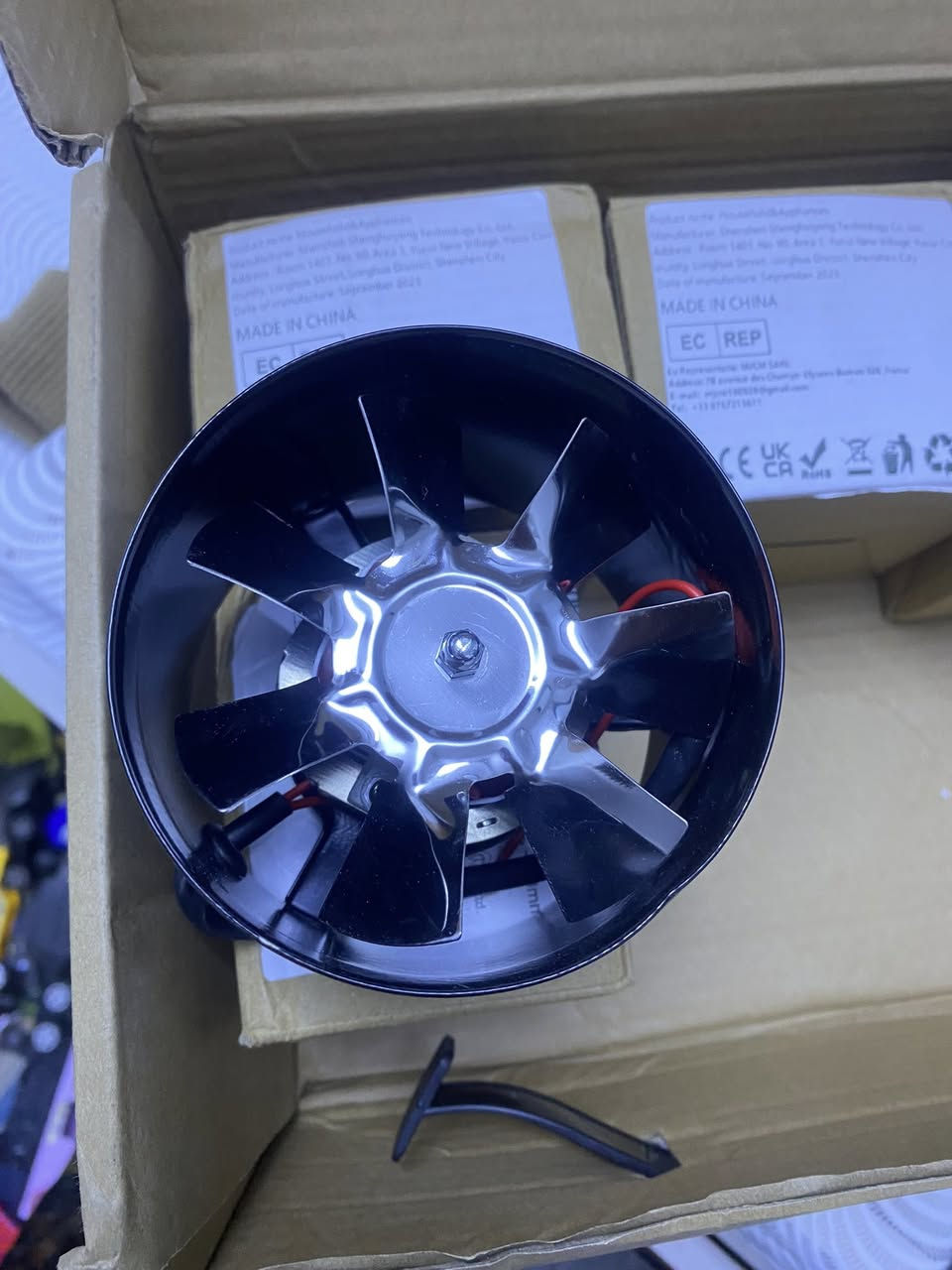 متوفر ٥ قطع مروحةشفط  معدنية، تستخدم عادةً للتهوية في المطابخ أو الحمامات.


**إذا كنت صاحب هذا الإعلان وتريد حذفه لأي سبب، رجاءا أرسل رسالة إلى الدعم الفني**