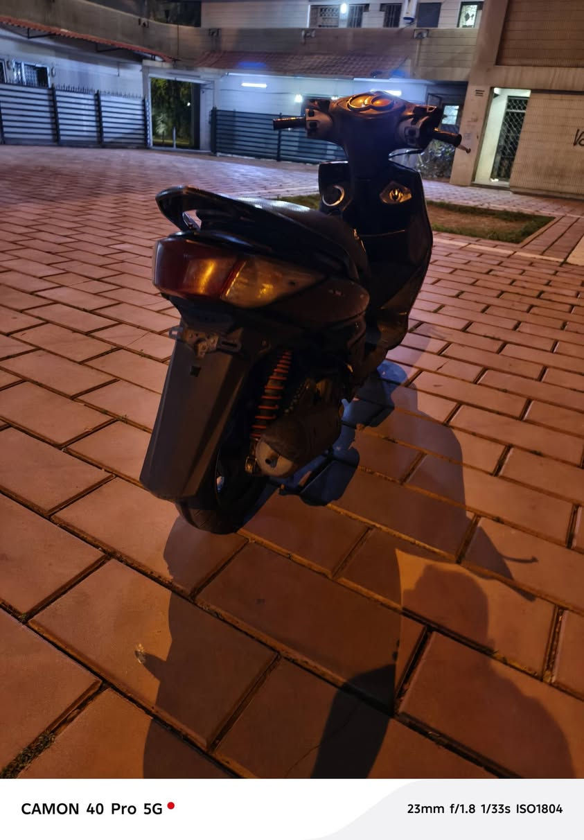 سكنس  كابريتر سلف هندر لايت عالي  ناصي  قفل  جنطه  قفل   ستيرن  وموضحه  كدام  عين  سعر ٣٢٠الف  وبيه  مجال  للطيبين  سكنس  فحل عنواني  العلاوي ***********
