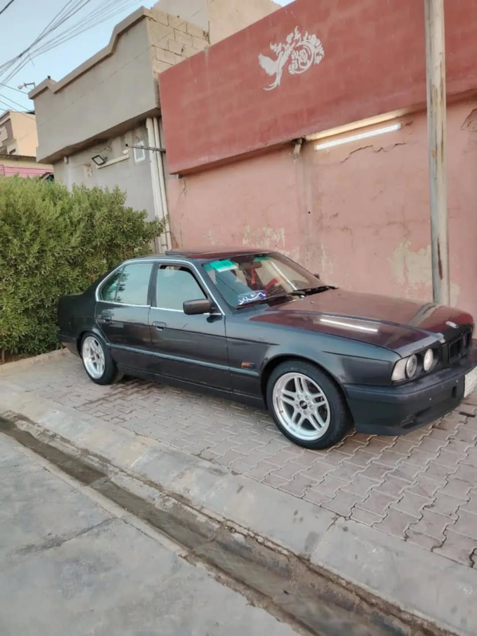 السلام عليكم BMW 525 Ai
كير عادي 

صدر جديد 

ويل M جديد 

طخم تاير جديد شرط 

تبريد ادامه عامه 

ابلكات ومجاول ونوزلات وفيت بم كله شرط 

رقم كركوك 

بطاقه بانزين بيها 

باتري جديد قبل سبوع شاده 

غرفتها 90 ب 100 

سنتر لوك 

سلايت 3 طكات 

كير ومحرك وأكسل بالشرط 

منضومه لايت زنون شرط نهار 

 

مكاني كركوك عمل الشعبي 

*********** بي واتساب 

سعر 65 وبي مجال
