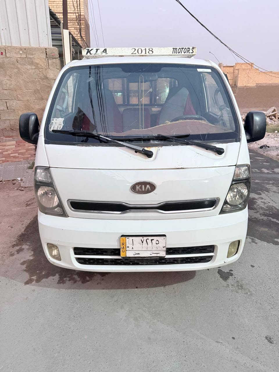 بسم الله الرحمن الرحيم
السلام عليكم اخوان هاي السياره 
البيع السياره سابقن مكفوله 
السياره موديل ٢٠١٣
السياره بسمي 
السياره حتركت والحمدالله علاه كل حال 
اخوان السياره رايده ٦٥ ورقه وبيه مجال 
والسياره رقامه نكليزي التسلسل١٣
مشروع وطني والسنويه الحد ٢٠٣١
المكينه ماليحته نار سعني المكينه سليمه


**إذا كنت صاحب هذا الإعلان وتريد حذفه لأي سبب، رجاءا أرسل رسالة إلى الدعم الفني**