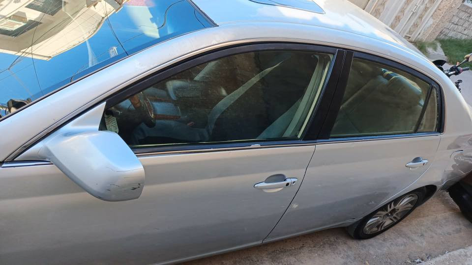 افلون ٢٠٠٧ وارد امريكا لو رصاصي هزه وفحص ورقم جديد 
حادثه جاملغ امامي جهة السائق مصلح نفسه تحتاج شويه ترتيب مثل حداديه امامي نواعم بسيطه محرك بلاد كير مبدل دهن وفلتر جديد ادامة منظومة بانزين كامله 
 (اعتذر عن المراوس والمده ) 
*********** بغداد, العراق
