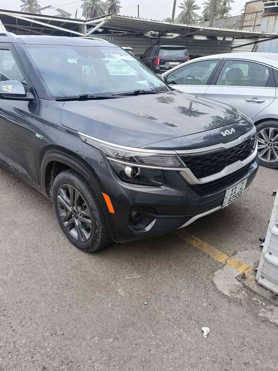 سلام عليكم عارض كيا سيلتوس فئة S
صور الحادث بامريكا موضح بالصور سيارة باسمي تحويل-
رقم بغداد مميز-
محرك 2000 دوش -
مواصفات فول ماعد الفتحة- 
سعرها 143 وبيها مجال 
رقم الهاتف للستفسار -***********-
 مكاني بغداد- حي المعالف -البياع-
