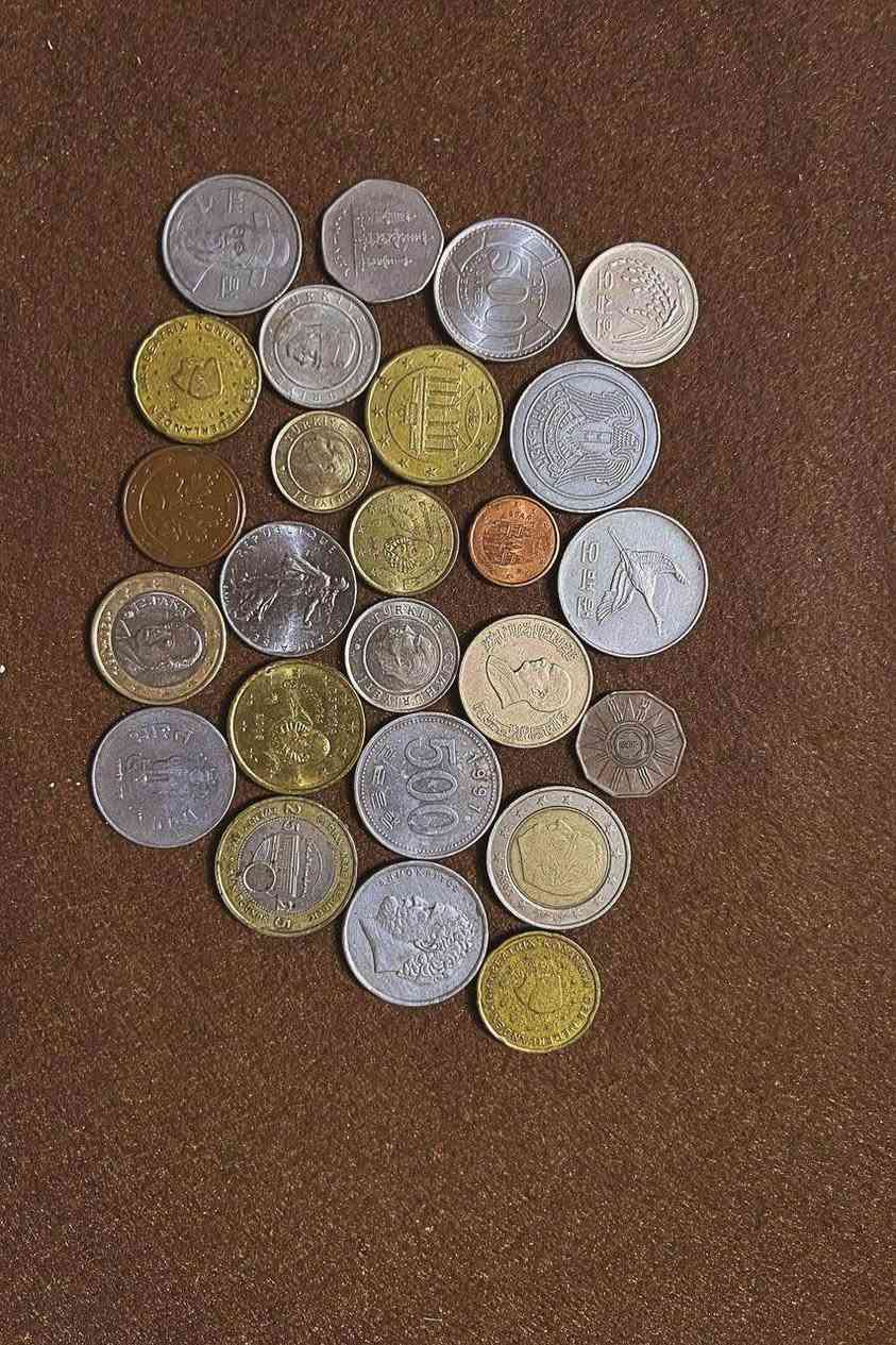 السلام عليكم
للبيع شلعة وحدة
التواصل خاص او واتس اب 
***********
مكان / حي الجامعة بغداد
التوصيل فقط للكرخ متوفر
وهاي كم قطعة منهن حتى تشوفون نظافتها بغداد, العراق
