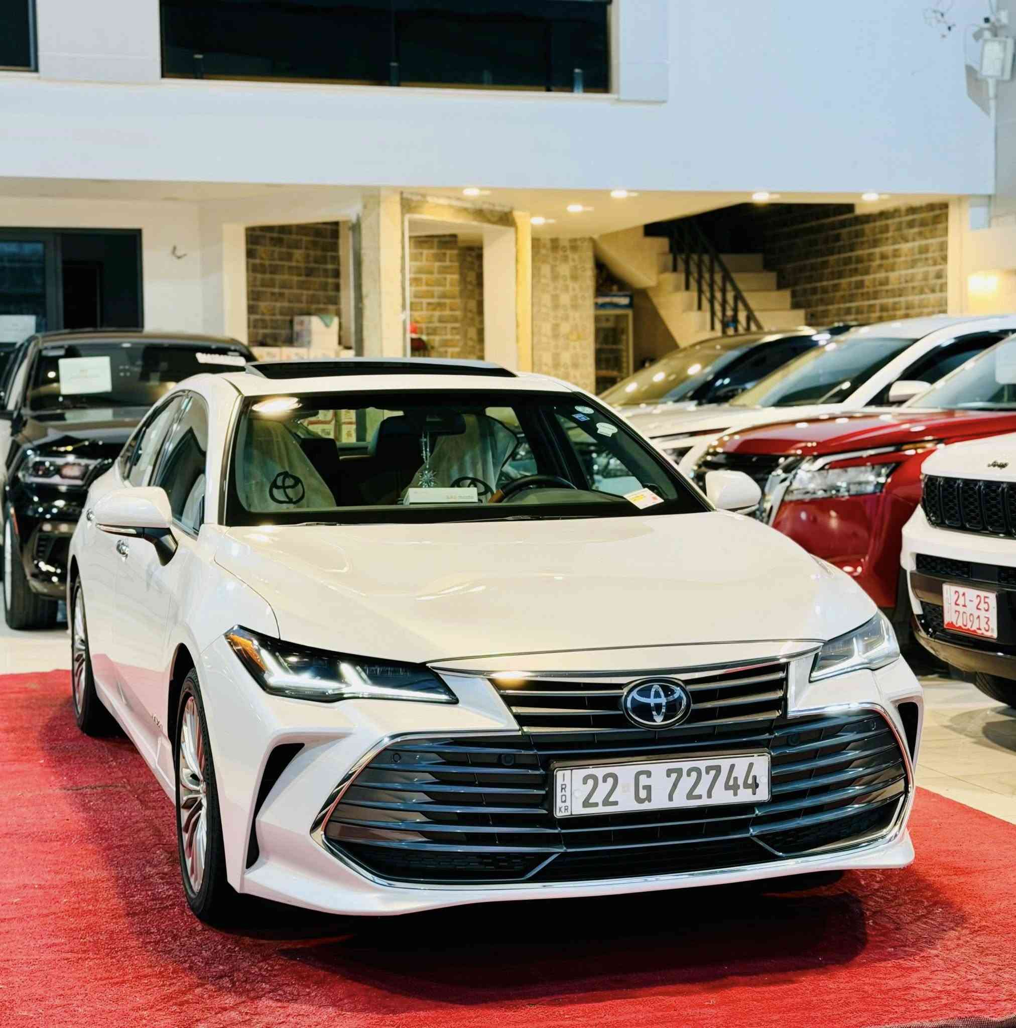 TOYOTA  AVALON LIMITED 2022

مرقم اربيل وكامل ✅

فول فول مواصفات 
 
خليجي كفالة عامة

السعر:435$

لون ابيض صدفي 

محرك V6 حجم 3.5
*فول مواصفات*
داتاشو 
داخل قرميدي
ابواب بصمة
 • شاشة وسطية 9 إنج
 • نظام ملاحة
 • دعم Apple CarPlay وAndroid Auto
 • نظام صوت JBL
 • كشنات جلد مع تدفئة وتبريد
 • مقعد السائق كهربائي مع ذاكرة
 • مثبت سرعة راداري
 • رادار تصادم أمامي
 • تنبيه الخروج عن المسار
 • مراقبة النقطة العمياء
 • كاميرا خلفية
 • حساسات أمامية وخلفية
 • فتحة سقف
 • شحن لاسلكي
مود درايف اربع أنظمة
• بقية المواصفات المعروفه

معرض هشام الحمداني لتجارة السيارات 

العنوان كركوك حي الخضراء

للاستفسار 📞
 

***********
