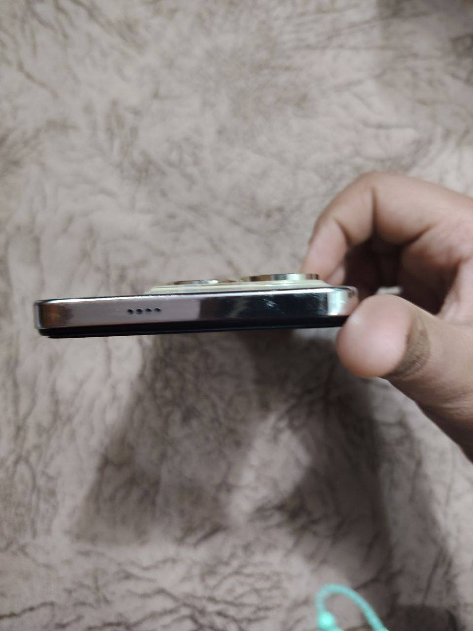 السلام عليكم موبايل تكنو سبارك 20 برو للبيع  السعر، 220 ذاكره 256 عشوائيه 8 مع امكانيه اضافه 5 / ***********
