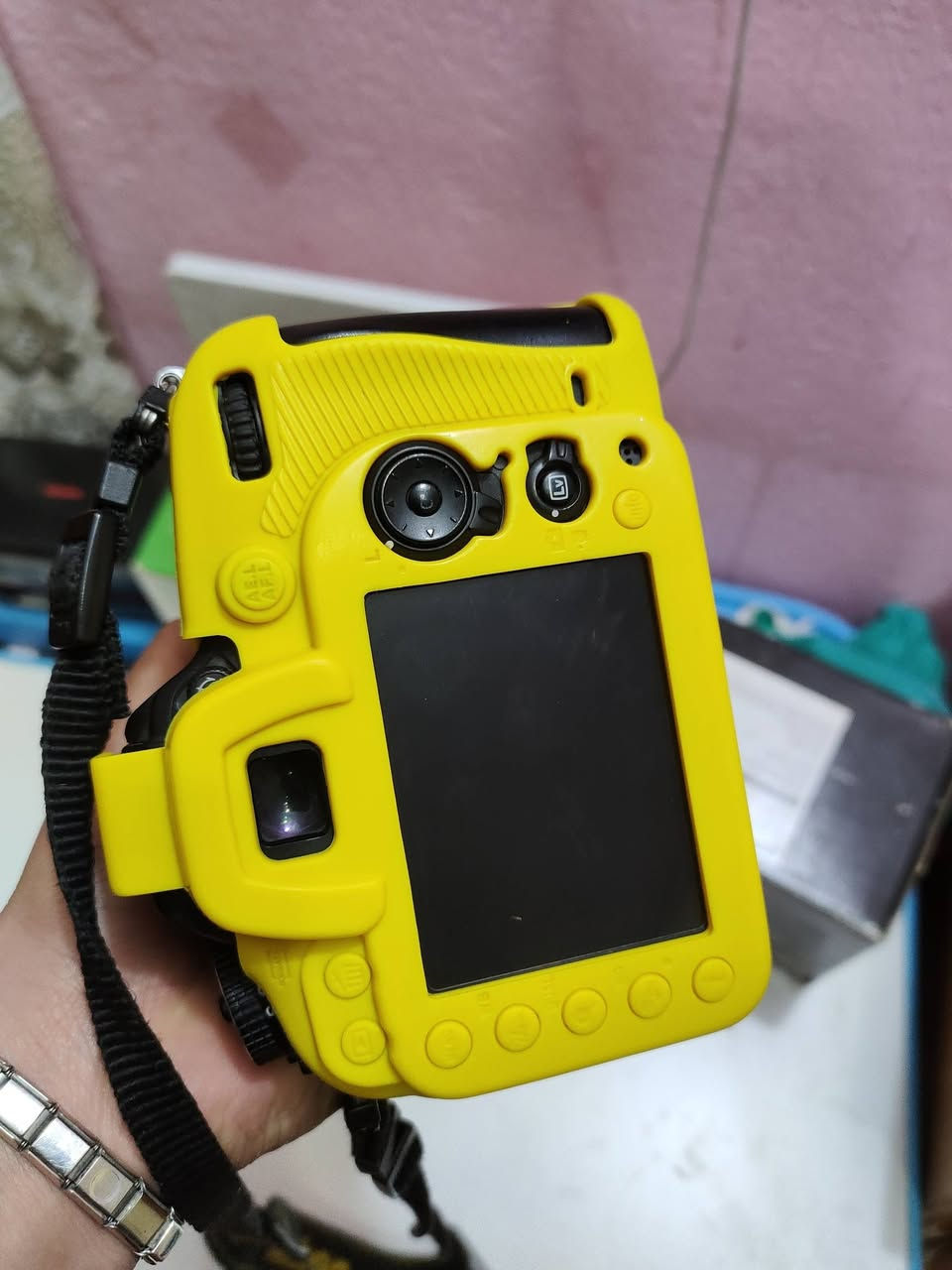 للبيع 
D7200 
نضافه فول 
+كريب جنطه +رام 
نقل واي فاي  +كيبلات نقل
مكان ميسان. توصيل ماعندي 
شراي تعال خاص وتدلل ✌🏻


**إذا كنت صاحب هذا الإعلان وتريد حذفه لأي سبب، رجاءا أرسل رسالة إلى الدعم الفني**