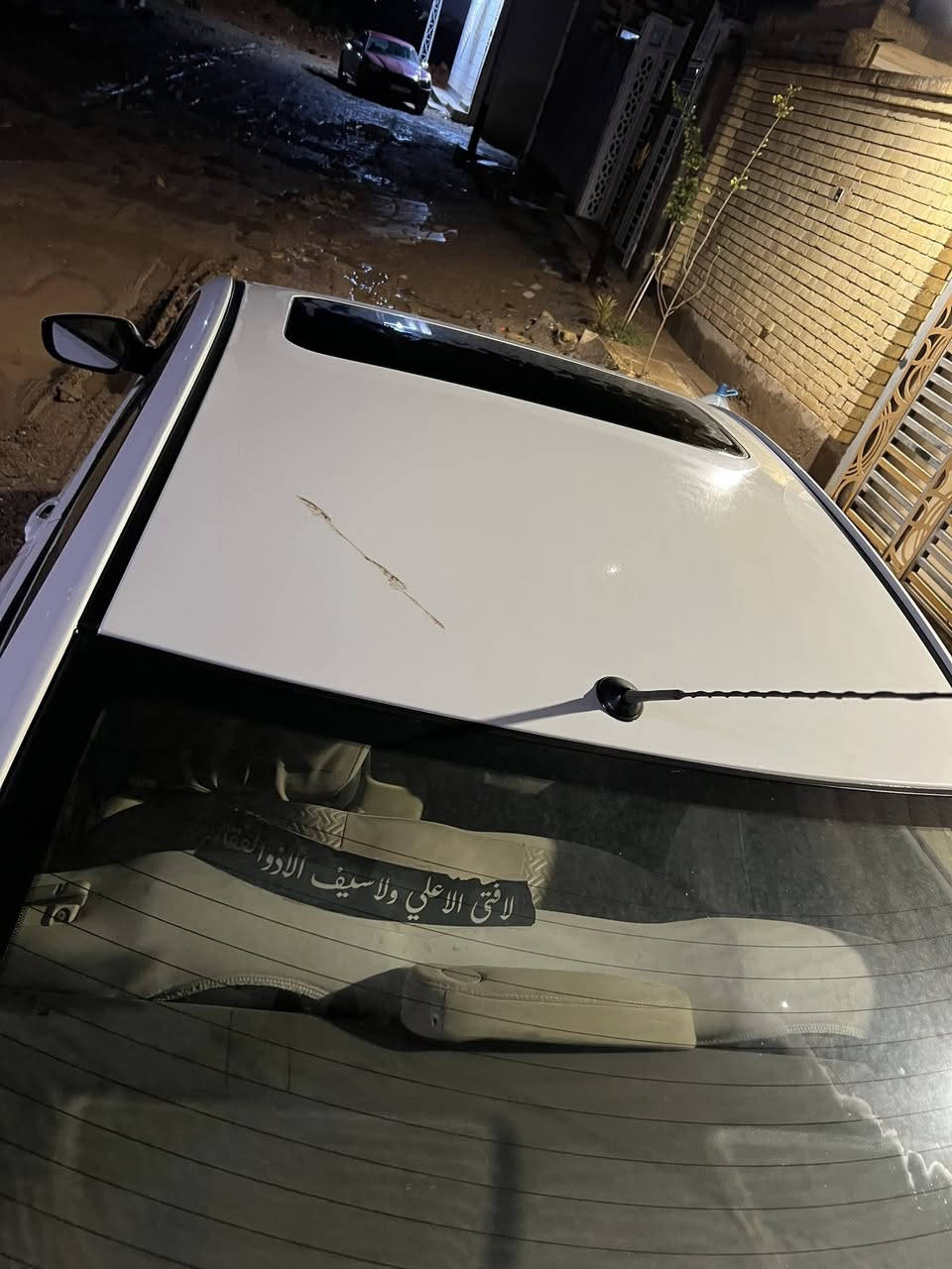 اكسنت 2015 للبيع فول مواصفات 
 محرك 1600دوش المرغوب
ضربة جاملغ الخلفي جهة السائق 
سيارة مال جناي 
السعر 98 

الرقم ***********
مكلف بلنشر هاذ رقم للتصال
