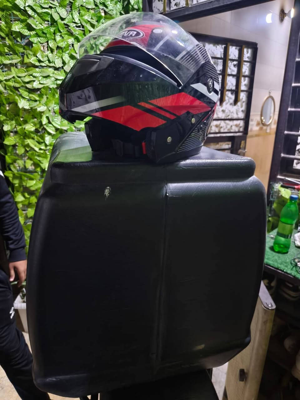 السلام عليكم خوذه فج قلاب جامه نظيفه زائد نظاره شمسيه نظافه 99 بلميه زائد صندوك نظيف
مكاني مدينة الصدر
***********
السعر 65 الف ثنينهن
