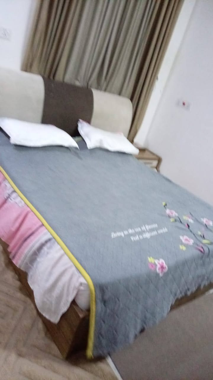 غرفه نوم للبيع نضيفهمابيها اي كسر سعرها ٥٠٠ وبيها مجال ليريد يتفضل خاص


**إذا كنت صاحب هذا الإعلان وتريد حذفه لأي سبب، رجاءا أرسل رسالة إلى الدعم الفني**