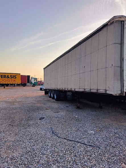 عربانه البيع تخم تاير عربانه دسك شاصي مكفول من كسر سعر 55 رقم *********** العنوان ديالى جلولاء
