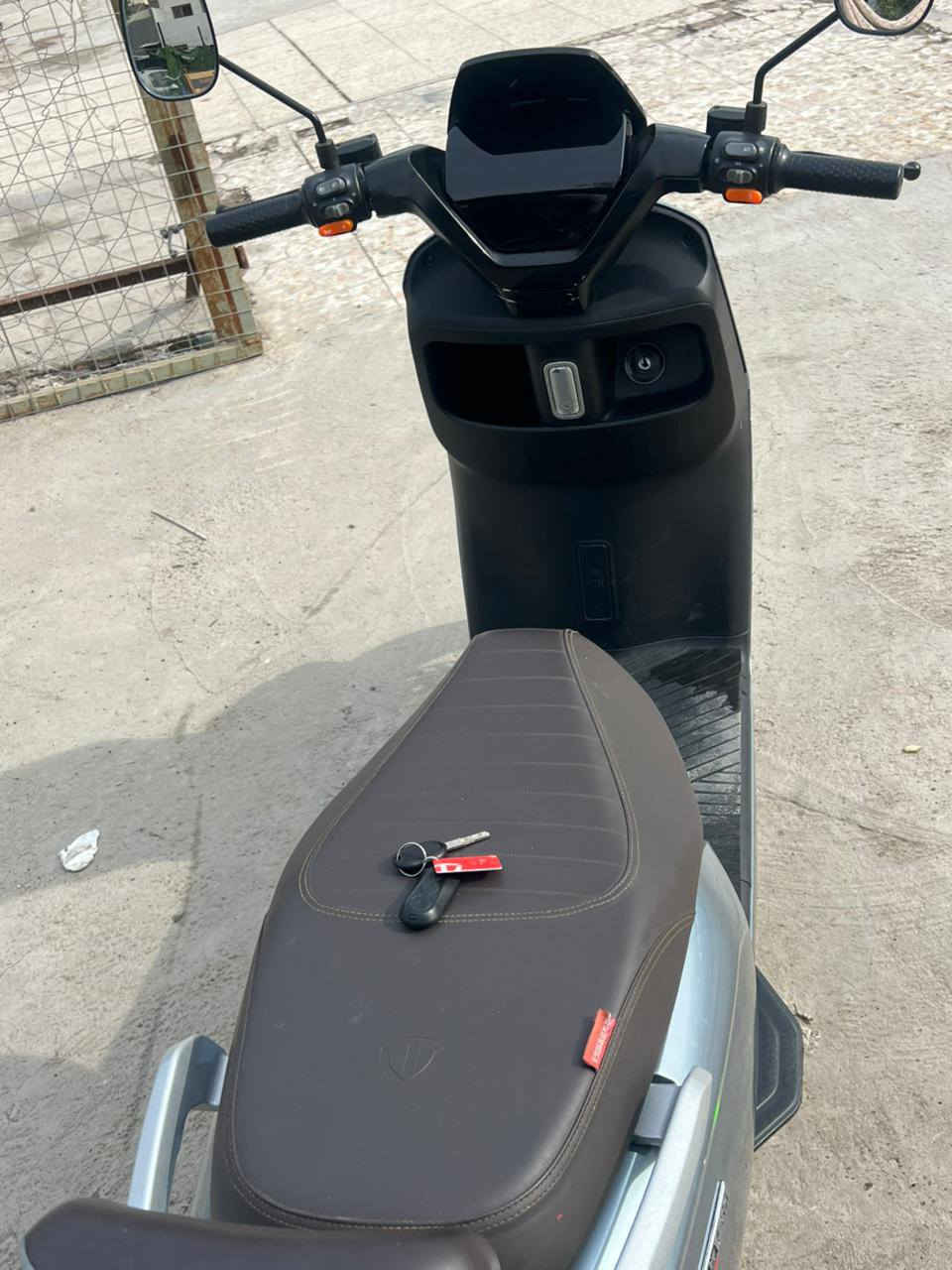 السلام عليكم
دراجه للبيع نوع تايلج f7 دراجه نظيفه كلش 6بطاريات دبل شاشه ديجتال 
دراجه مال شركه بعده تايرات جدد بريكات جدد ملفها 1500الجبير لايت زنون
عالي ناصي بيه نضام البارك بيه بك هورن دراجه مفوله جنطه خزن واسعه بريكات 
دهن هادروليك نضام تشغيل عن بعد بصمه وسويجين نضافته95 
السعر خاص متواجد رقمي *********** مستعجل عله بيعته 
المكان بياع حي الرساله الثانيه 
رجاءااا الموشراي لايتصل
