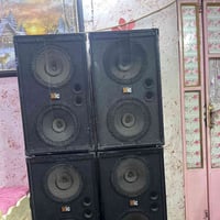 أربع سماعات 🔊  للبيع  ( وتندر 1100 )   الشراي يتفضل على هاذ الرقم (077...