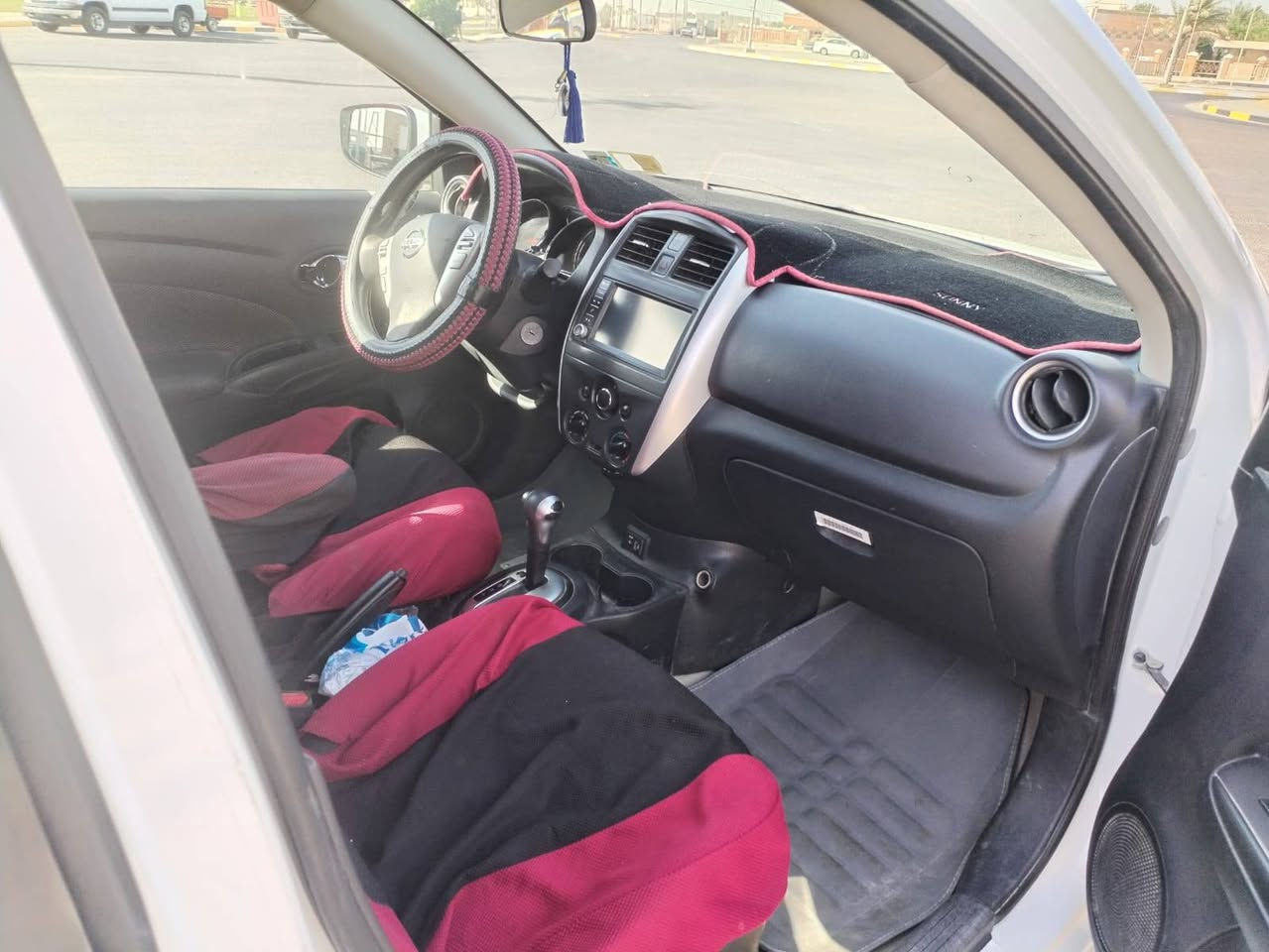 سيارة نيسان فيرسا ٢٠١٩ مواصفات SV
يدة نيكل عتر نيكل 
جنح او سبايدر بلادي 
حساس تايرات 
تحكم ستيرن فول 
تحديد سرعة 
بلوتوث 
شاشة و كامرة بلادي 
٤ جامات كهرباء 
مراية كهرباء 
تجوة 
يدة من الداخل نيكل 
شاشة ليزري 
مانع تزحلق 
‏ABS
مكينة ١.٦
كير اتوماتيك
السعر 95 وبيها مجال
للاستفسار ***********
مكان البصرة
