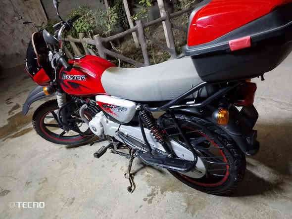 سلام عليكم شباب دراجه بوكسر مديل ٢٠٢١كفاله عامه أوراق كامله دراجه نضيفه فدنوب السعر مليون ١٥٠بي مجال الطيبين 💞المكان ديالى بلدروز رقم ***********🤎
