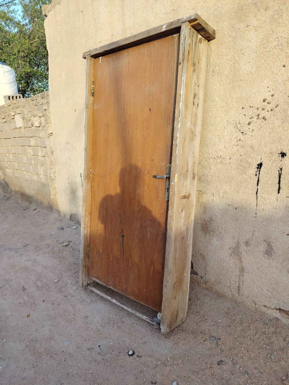 باب خشب مستعمل للبيع عوزه صبغ وشوية ترتيبات السعر ٥٠ الف قفل شراي تعال خاص قفل قفل ٥٠ وعدي واحد نفسه بس مفصخ هم ابيعه مناسب


**إذا كنت صاحب هذا الإعلان وتريد حذفه لأي سبب، رجاءا أرسل رسالة إلى الدعم الفني**