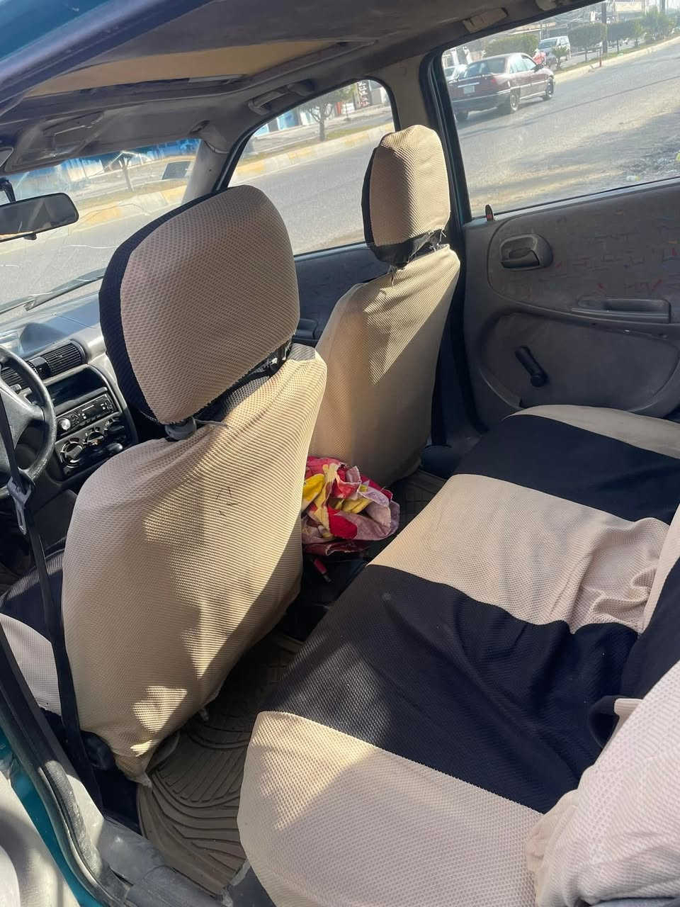 السلام عليكم الحلوه للبيع اوبل استرا موديل 95 تخم تاير جديد باتري جديد صدر جديد بور ستيرن جديد السياره كامله مكمله رقمهه انبار الجديد السياره بلاديه لا ضربه ولا شي السياره بلاديه مابيهه خياس بيهه جراد بسيط السعر 35بيهه مجال مكان السياره الفلوجه رقم الهاتف موجود بي واتساب ***********
