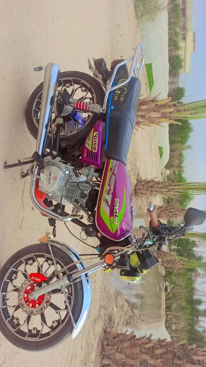 للبيع 2025 السعر 750 لتصال ***********
